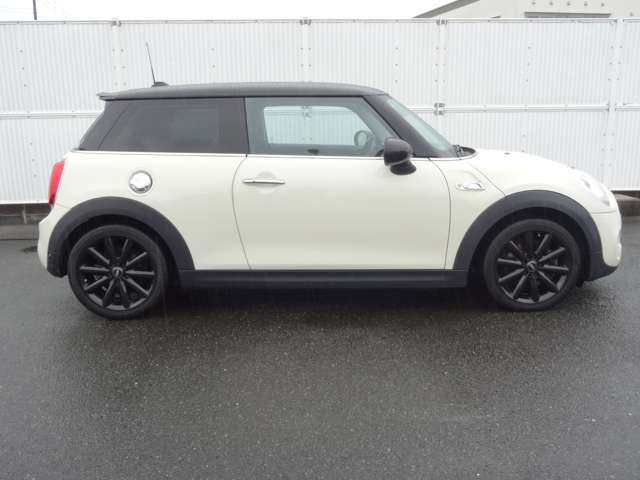 Bmw MINI 2018-01 8116-8