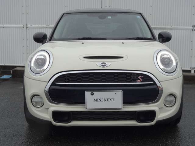 Bmw MINI 2018-01 8116-1
