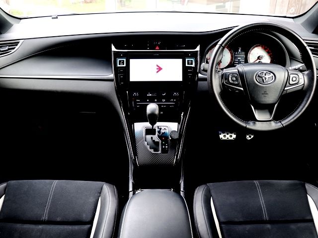 Toyota HARRIER 2016-09 555-1