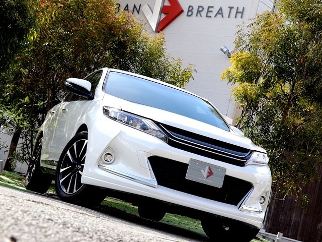 Toyota HARRIER 2016-09 555-3