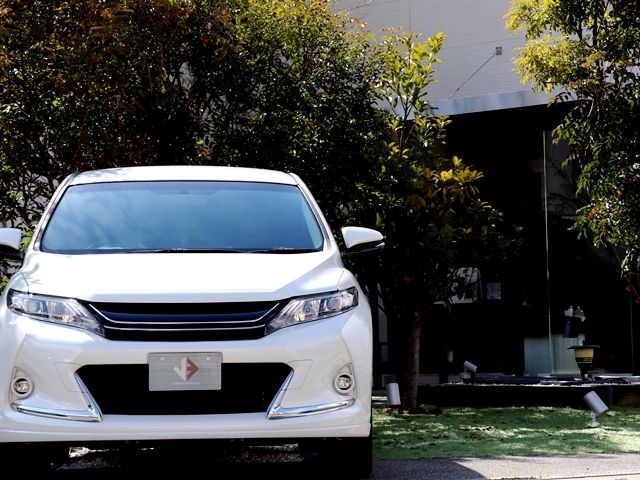 Toyota HARRIER 2016-09 555-4
