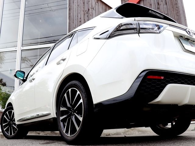 Toyota HARRIER 2016-09 555-12
