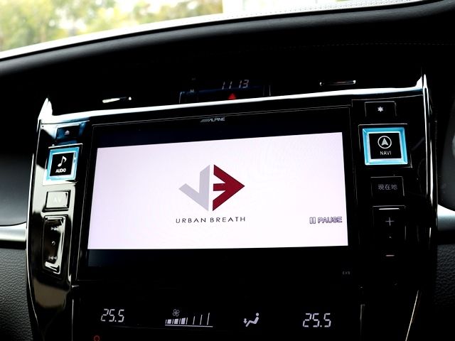 Toyota HARRIER 2016-09 555-16