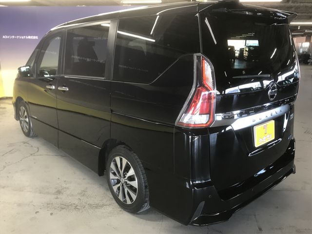 Nissan SERENA 2017-07 193742-11