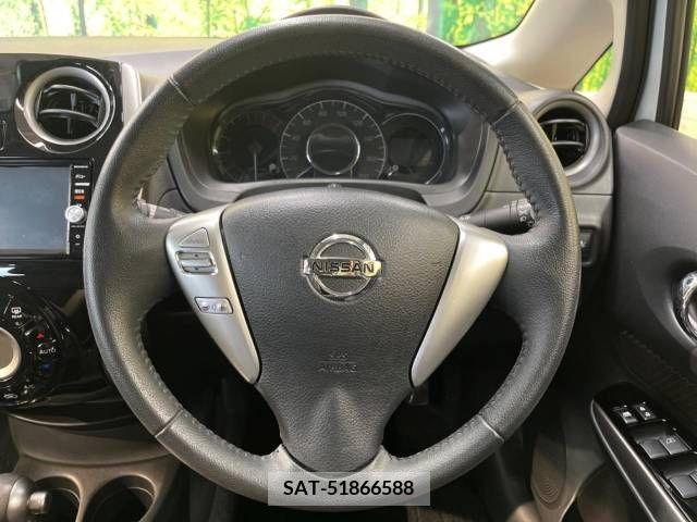 Nissan NOTE 2016-02 302398-11