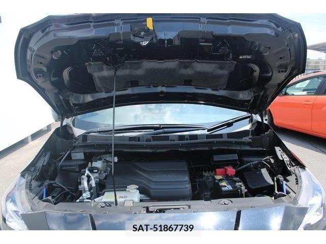 Nissan LEAF 2019-10 329730-18