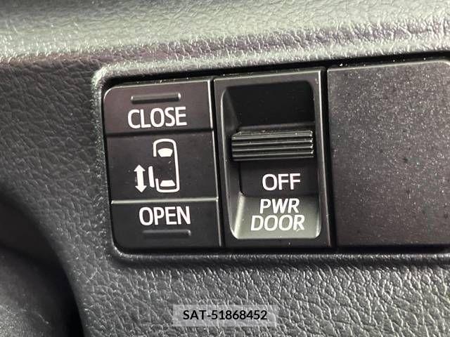 Toyota SIENTA 2019-03 218757-7