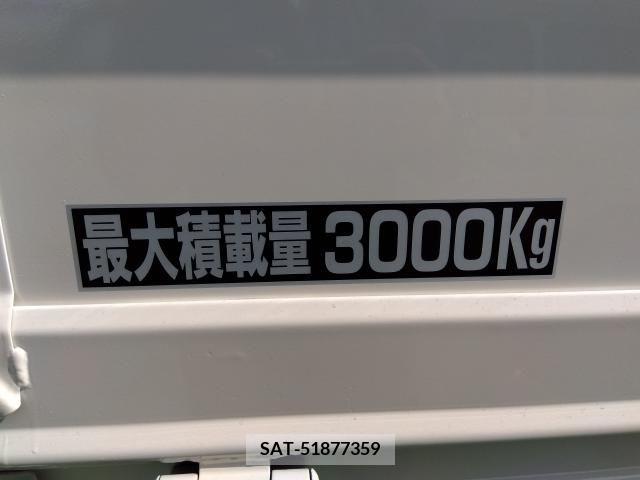 Hino DUTRO 2016-10 255887-8