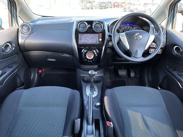 Nissan NOTE 2015-12 192859-1