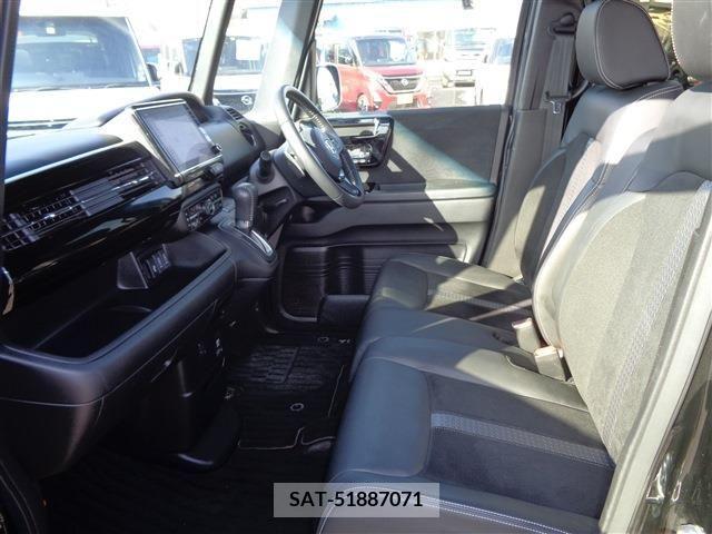 Honda N BOX 2021-05 251045-7