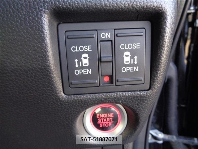 Honda N BOX 2021-05 251045-17