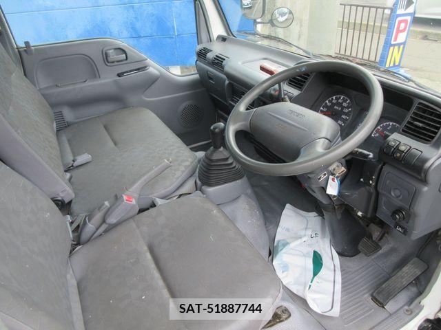 Isuzu ELF TRUCK 2005-06 334144-1