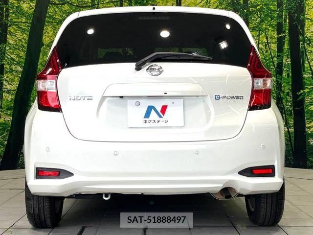 Nissan NOTE 2018-10 305437-15