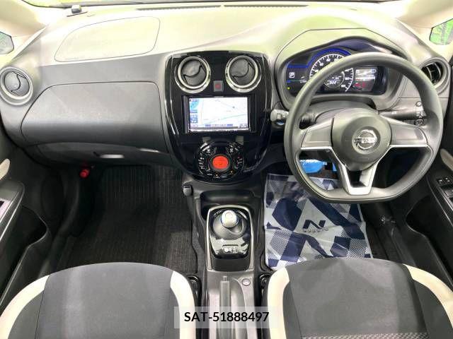 Nissan NOTE 2018-10 305437-1