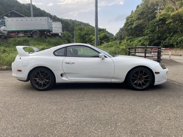 Toyota SUPRA 2000-10 22171-2