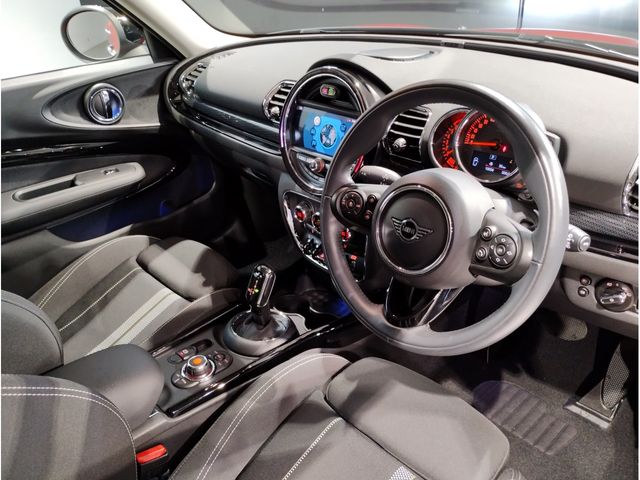 Bmw MINI 2019-10 3587-19