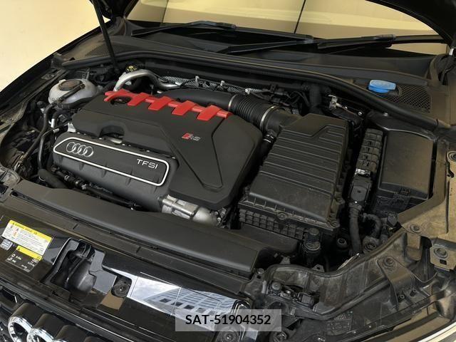 Audi S3 2018-08 261695-17
