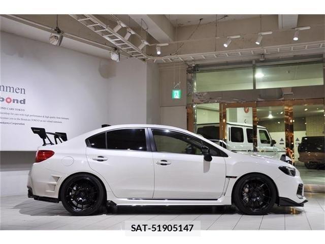 Subaru WRX STI 2018-04 438782-1
