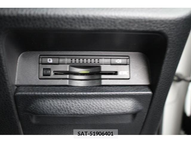 Toyota NOAH 2014-02 279493-4