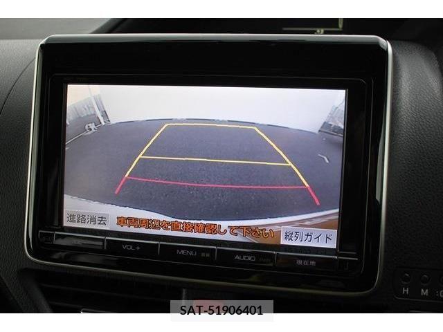 Toyota NOAH 2014-02 279493-1