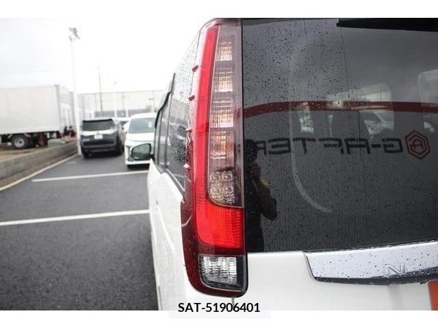 Toyota NOAH 2014-02 279493-12