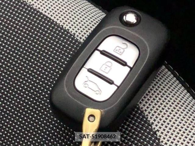 Renault TWINGO 2017-08 326257-6