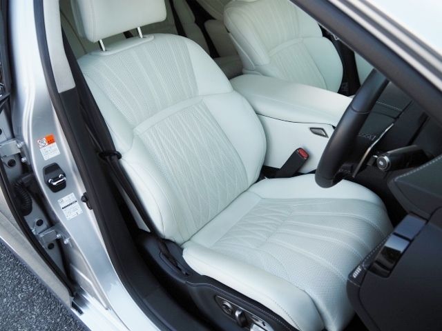 Lexus LS 2021-03 19587-10