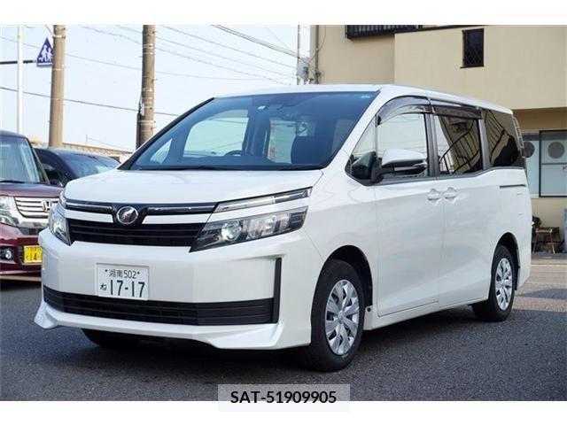 Toyota VOXY 2016-03 370458-0