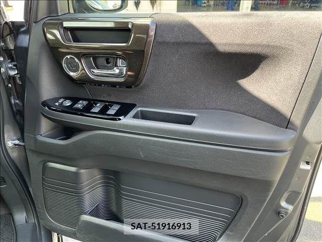 Honda N BOX CUSTOM 2019-04 280054-15