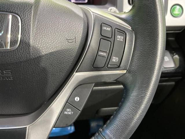 Honda e 2013-10 10893-6