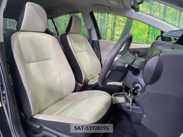 Toyota AQUA 2012-05 327882-8