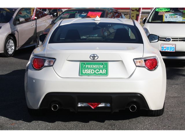 Toyota 86 2012-12 180674-6