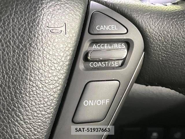 Nissan ELGRAND 2015-03 231541-5