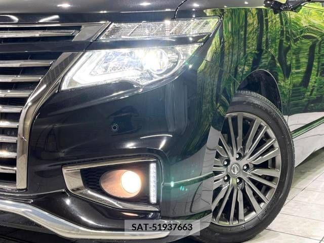 Nissan ELGRAND 2015-03 231541-13