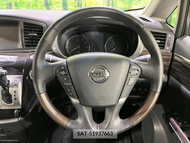 Nissan ELGRAND 2015-03 231541-12