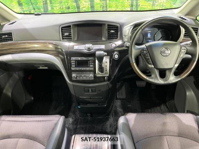 Nissan ELGRAND 2015-03 231541-1