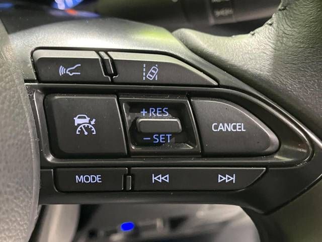 Toyota YARIS CROSS 2023-03 184923-4