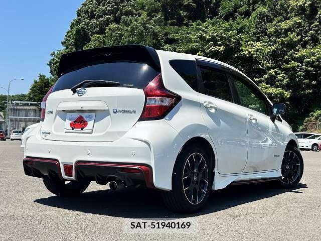 Nissan NOTE 2019-12 305508-2