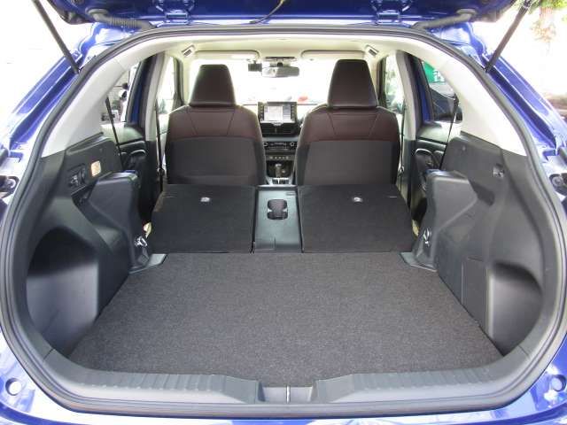 Toyota YARIS CROSS 2020-09 19689-18
