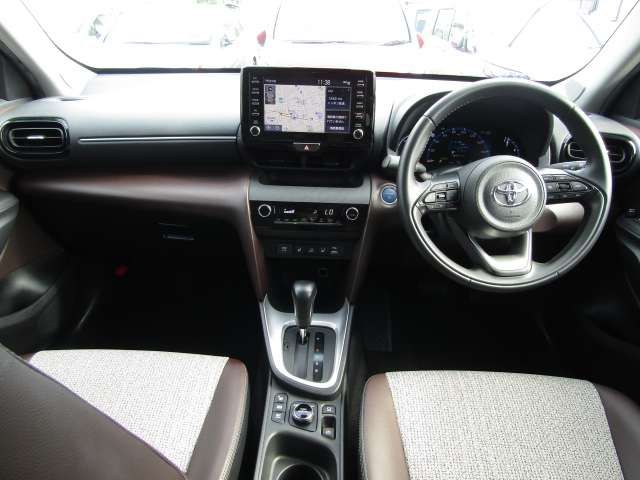 Toyota YARIS CROSS 2020-09 19689-15