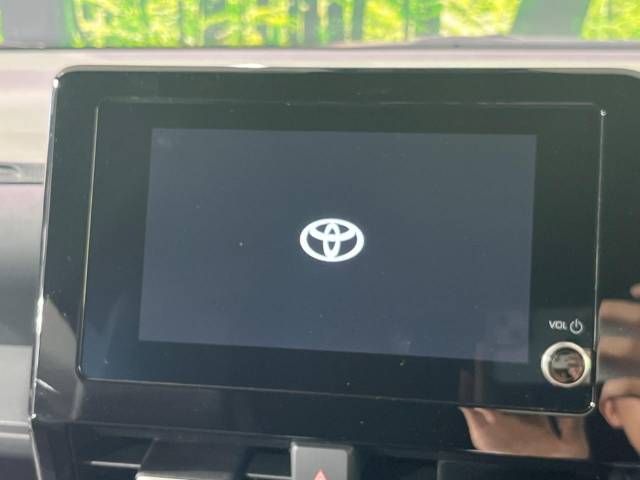 Toyota VOXY 2022-01 185330-2