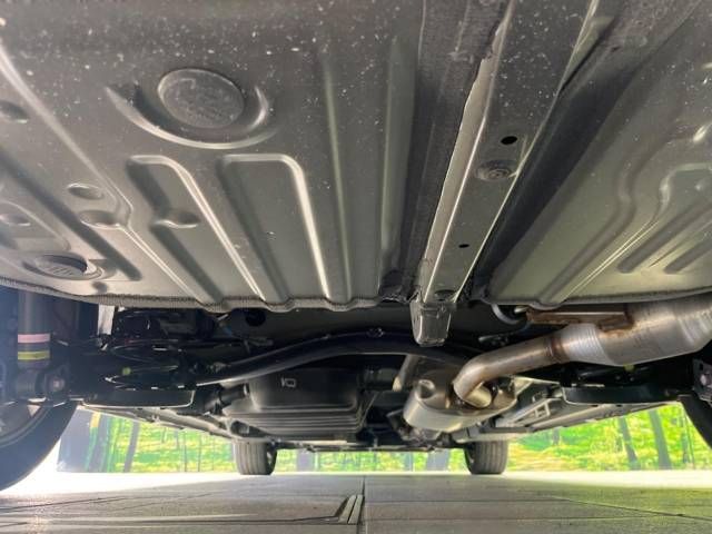 Toyota VOXY 2022-01 185330-19