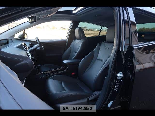 Toyota PRIUS 2019-11 249361-13