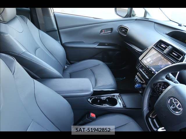 Toyota PRIUS 2019-11 249361-17