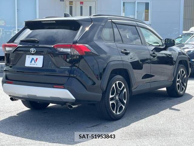 Toyota RAV4 2021-08 332688-17