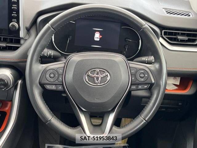 Toyota RAV4 2021-08 332688-11