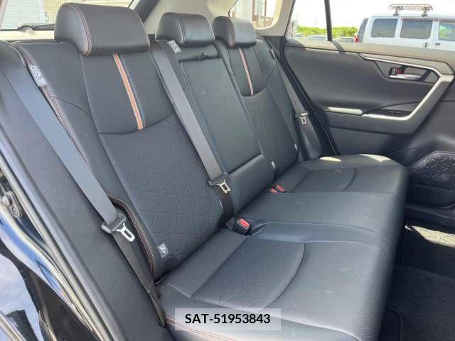 Toyota RAV4 2021-08 332688-9