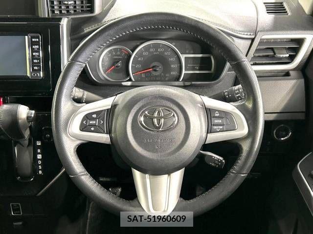 Toyota ROOMY 2017-12 311037-11