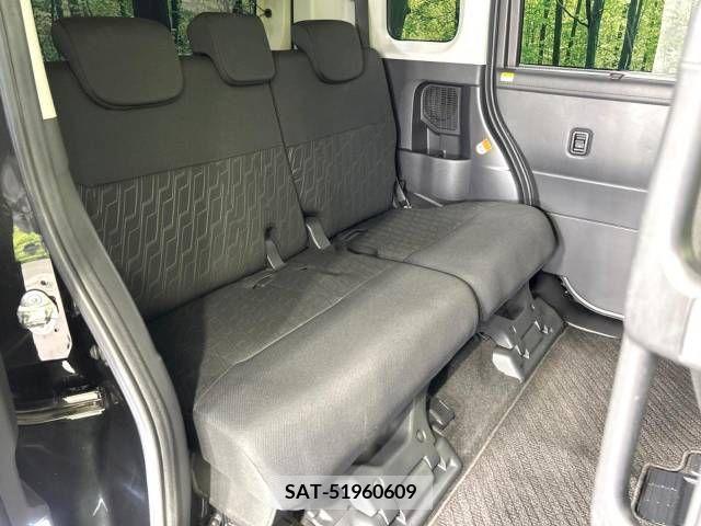 Toyota ROOMY 2017-12 311037-9