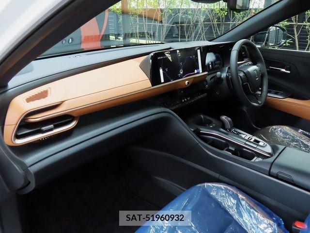 Toyota CROWN 2023-07 267603-19